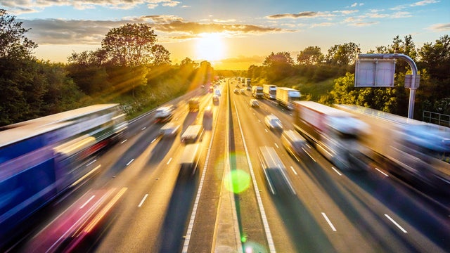 cars-on-highway.jpg 