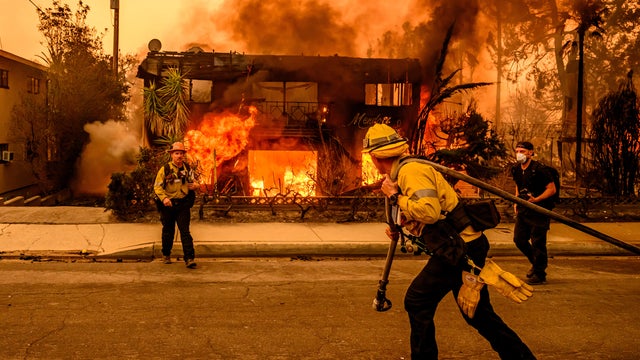 TOPSHOT-US-WEATHER-FIRE 