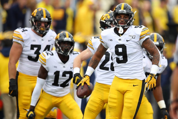 Iowa v Michigan 